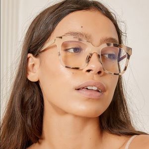 DIFF EYEWEAR BELLA XS - CREAM TORTOISE + BLUE LIGHT TECH LENS